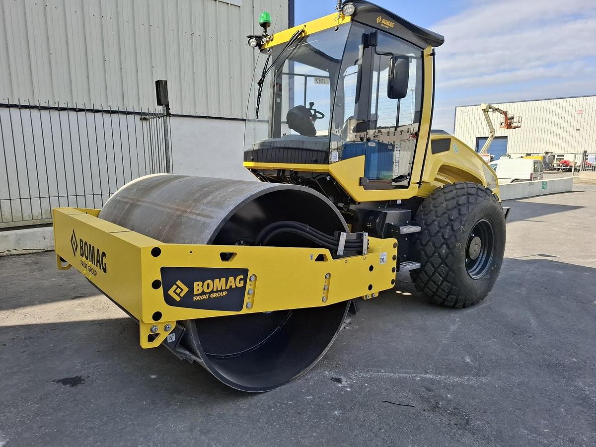 Used Bomag BW 213 D