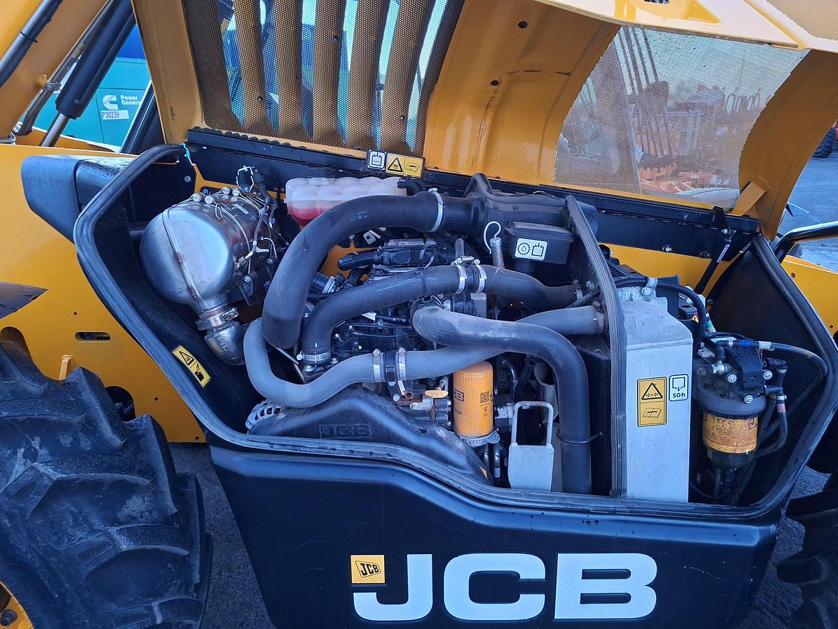Used JCB 533-105
