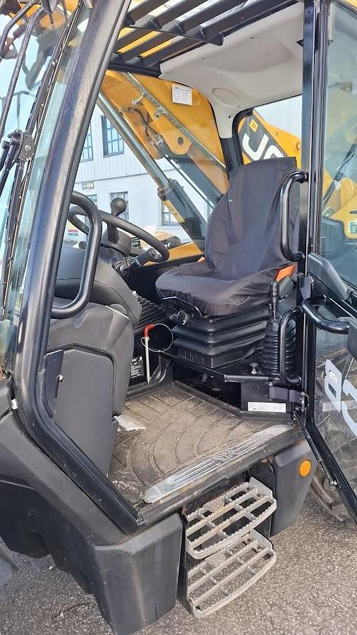 Used JCB 535-95