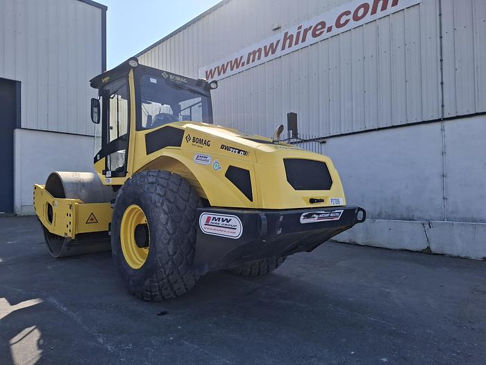 Used Bomag BW213D