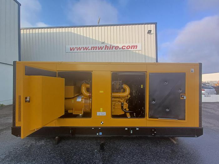 CAT 715 KVA Silent Generator