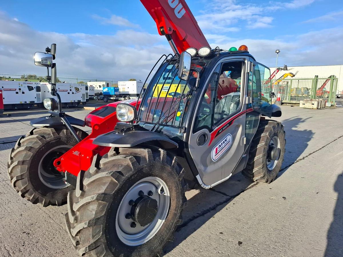 Manitou MT930H Telehandler