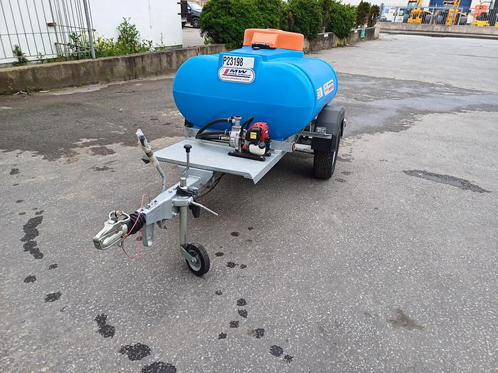 Used ROAD TOW WATER BOWSER 1125 c/w PETROL PUMP & SPRAY BAR