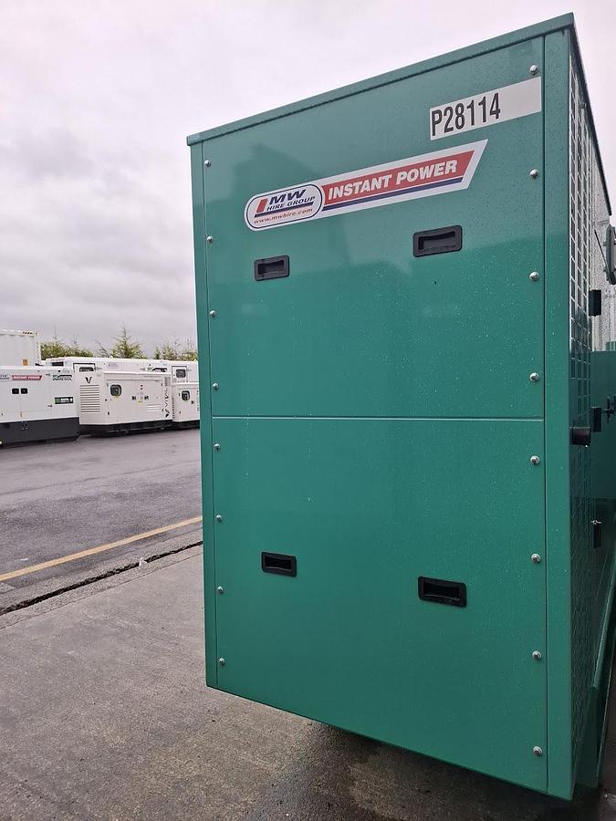 Used CUMMINS C220D5E