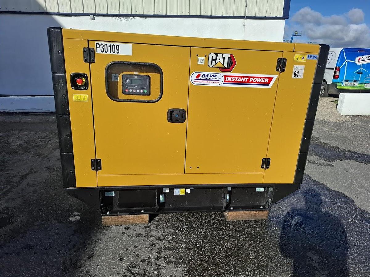 CAT DE33E0