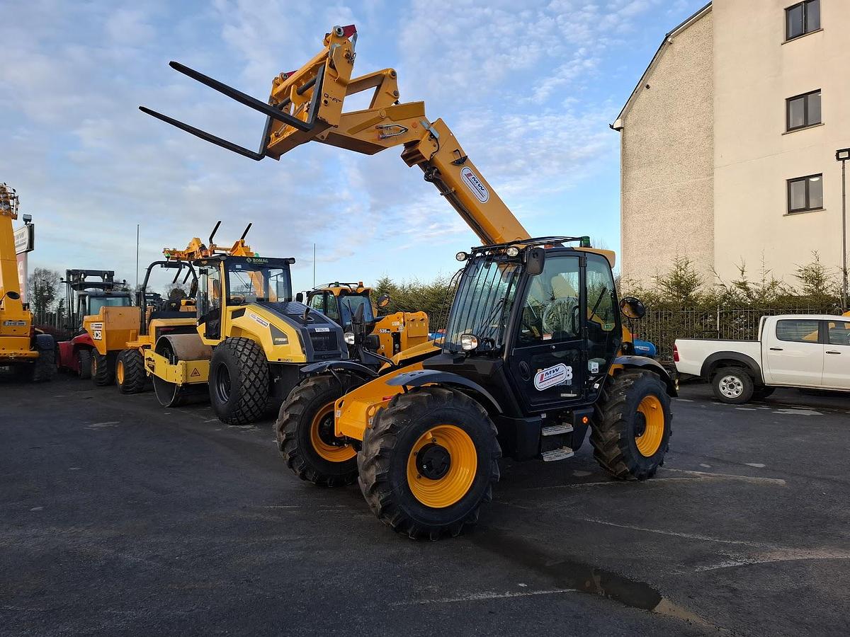 2023 JCB 531-70