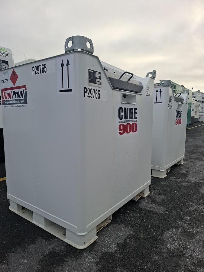 Fuel Proof 900L cube