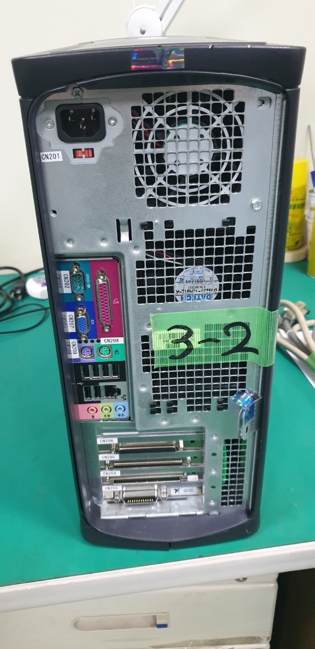 Used Teradyne J750 DHM, computer