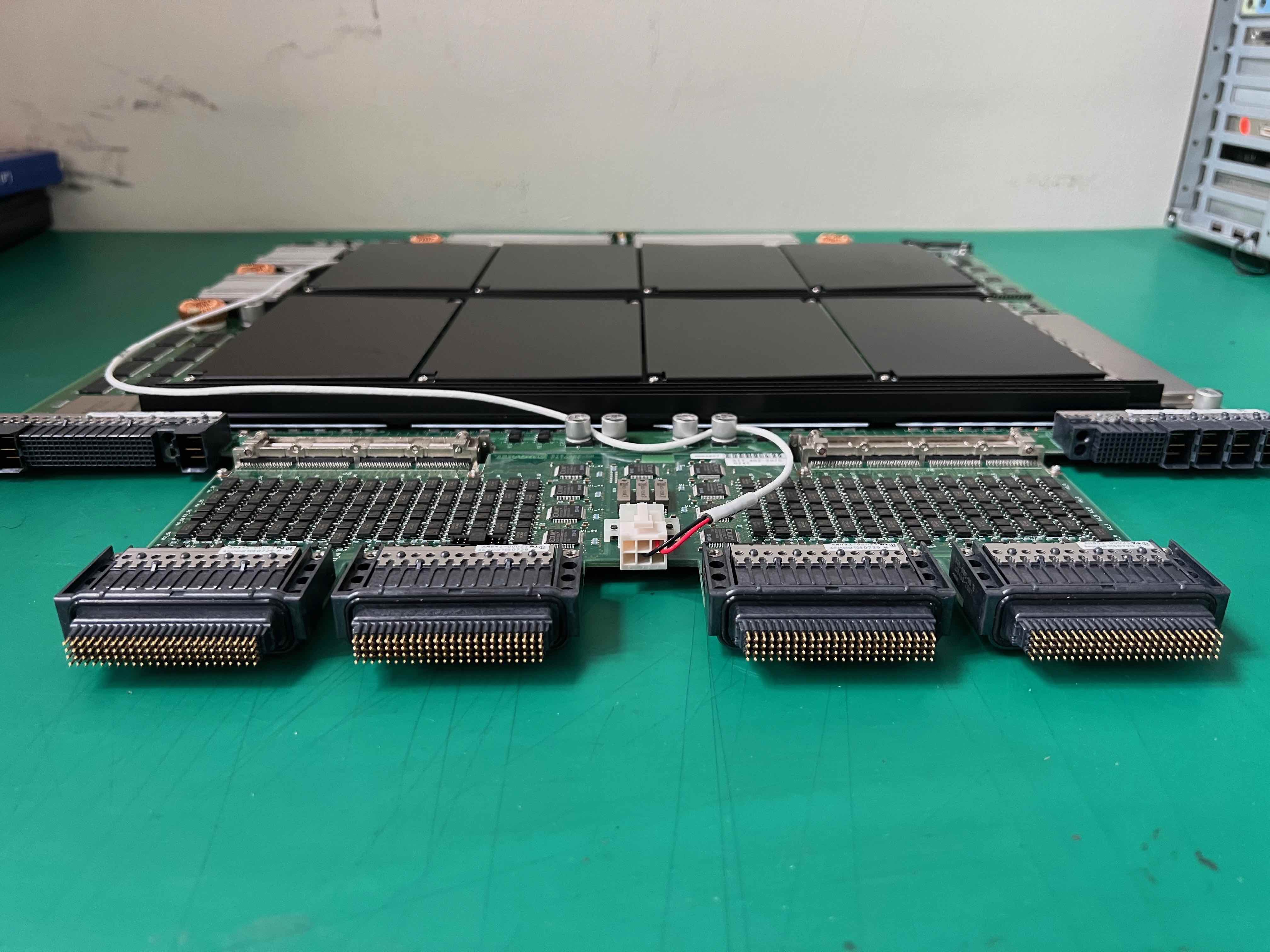 Used Teradyne D750Ex APMU 64 Sense 517-400-20