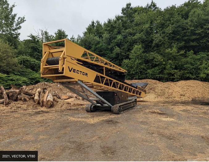 Used 2021 Vector 8042 stacker on tracks