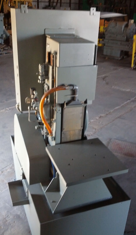 Used 8" White Sundstrand Wet/Dry Vertical Belt Grinder