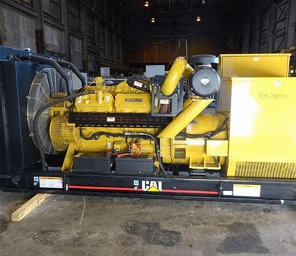 Used 2001 Caterpillar 500 kw Genset