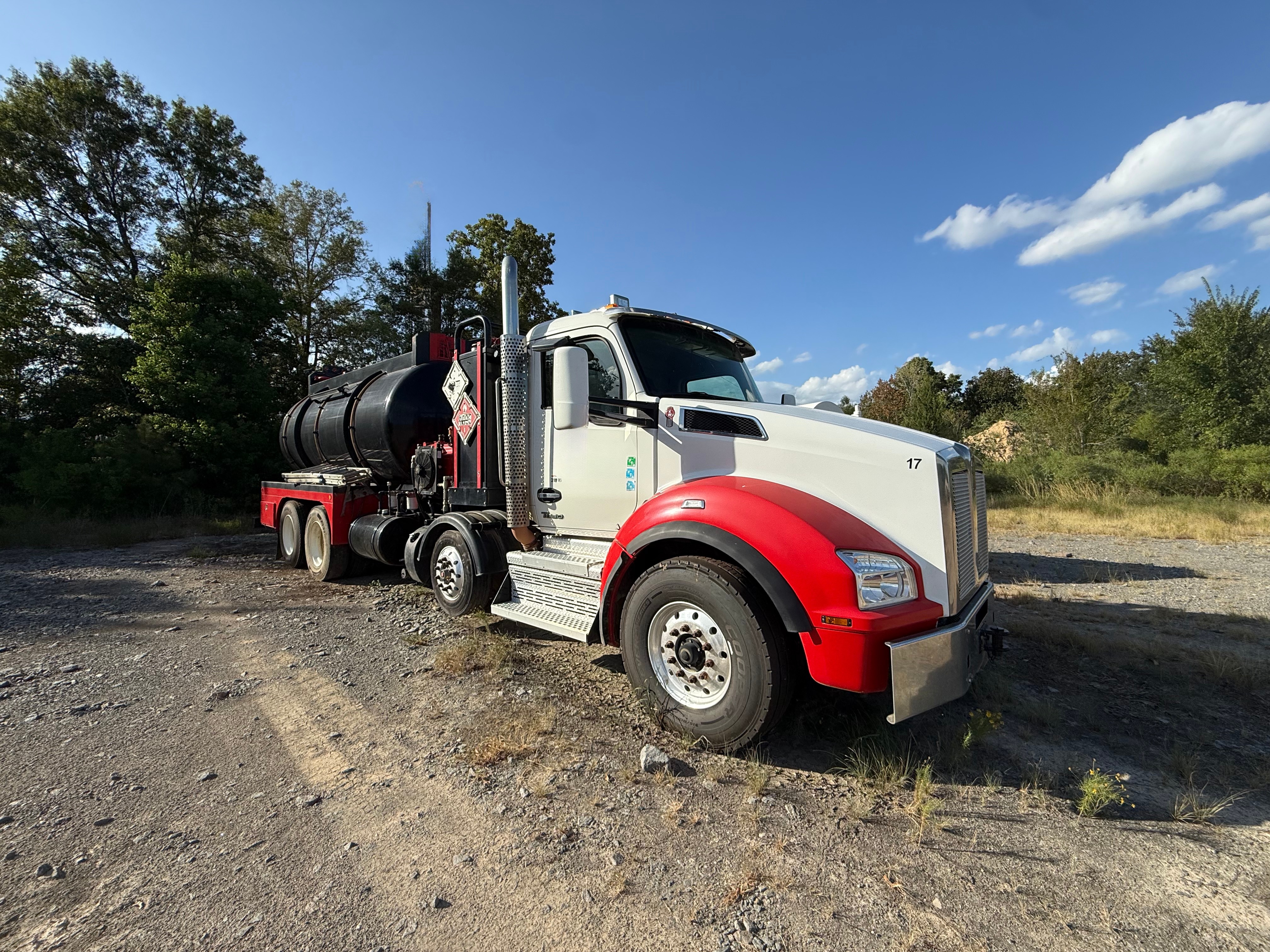 Used 2022 Kenworth T880 5k Pump Truck