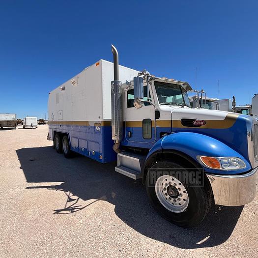 Used 2009 Peterbilt Wireline Truck