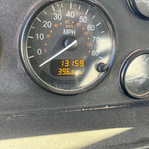 Used 2015 Peterbilt Wireline Truck