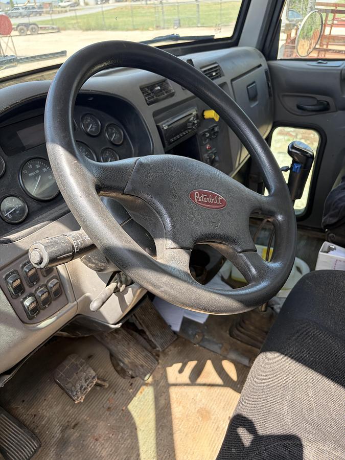 Used 2015 Peterbilt 337