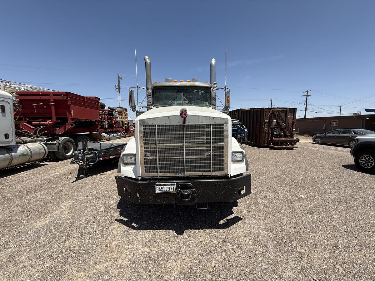 Used Triplex Frac Pump With Tractor