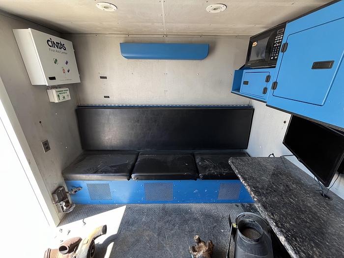 Used 2011 Peterbilt 367 Texas Wireline Truck