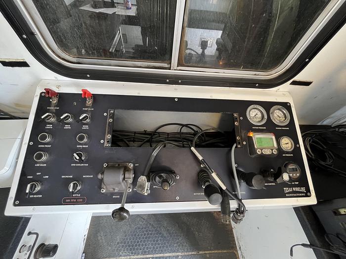 Used 2013 Kenworth Wireline Truck