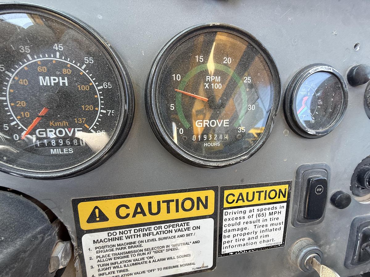 Used 2012 Grove TMS 9000-E