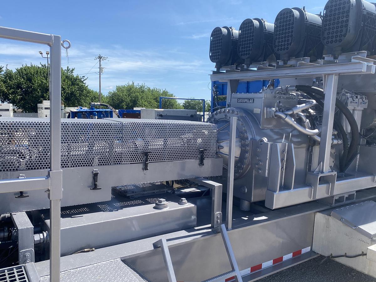 Refurbished Refurbished CAT/CAT Quintuplex Frac Pumps