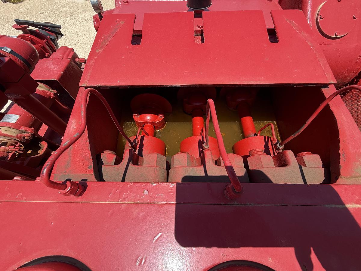 Used JWS  185 Well Service Pumps with Pits