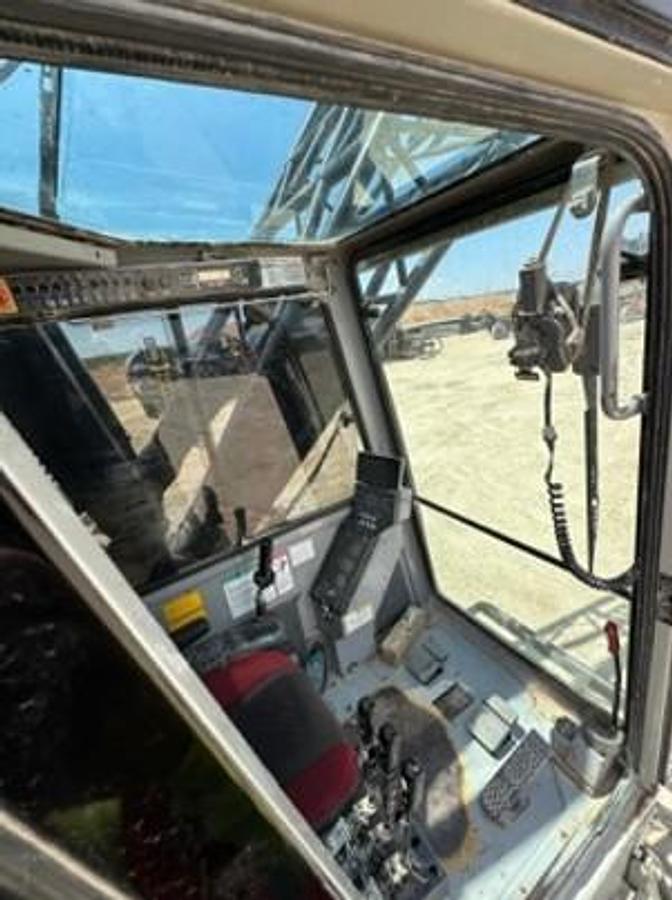 Used 2011 Linkbelt 110-T Crawler