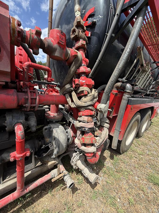 Used 2023 Kenworth T800 10k Pump Truck