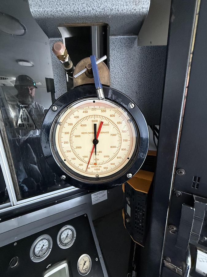 Used 2019 Kenworth T800 Wireline Truck
