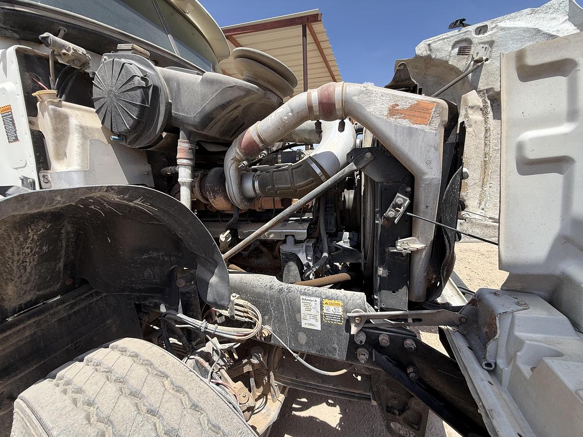 Used 2006 Mack CV713 Kill Truck with Trailer
