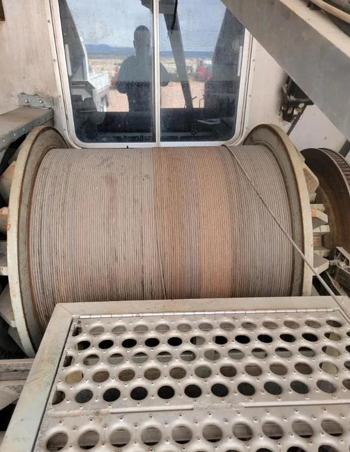 Used 2006 Peterbilt Wireline Truck