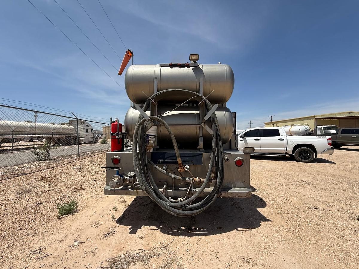 Used 1998 Mack RD6 Hot Oil Truck