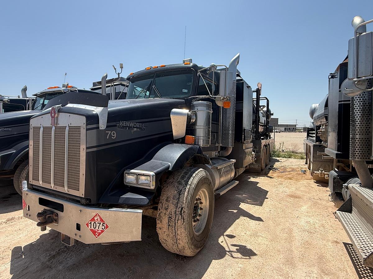 Used 2008 Kenworth T800 Hot Oil Trucks
