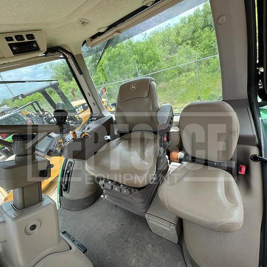 Used John Deere 7210R Tractor