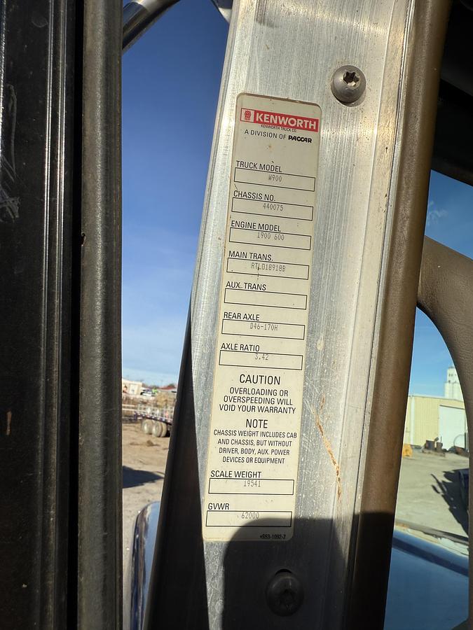 Used 2012 Kenworth Pump Truck with DOT 412 Trailer