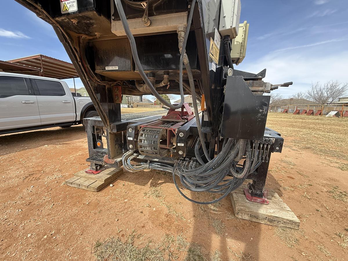 Used 2022 Hawker Laydown Machine