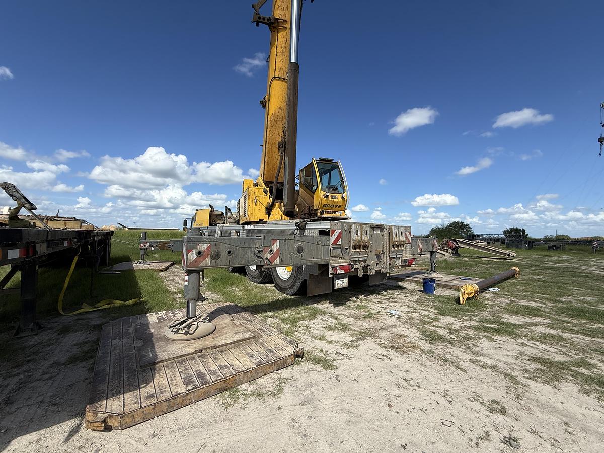Used 2024 Grove GMK5150XL