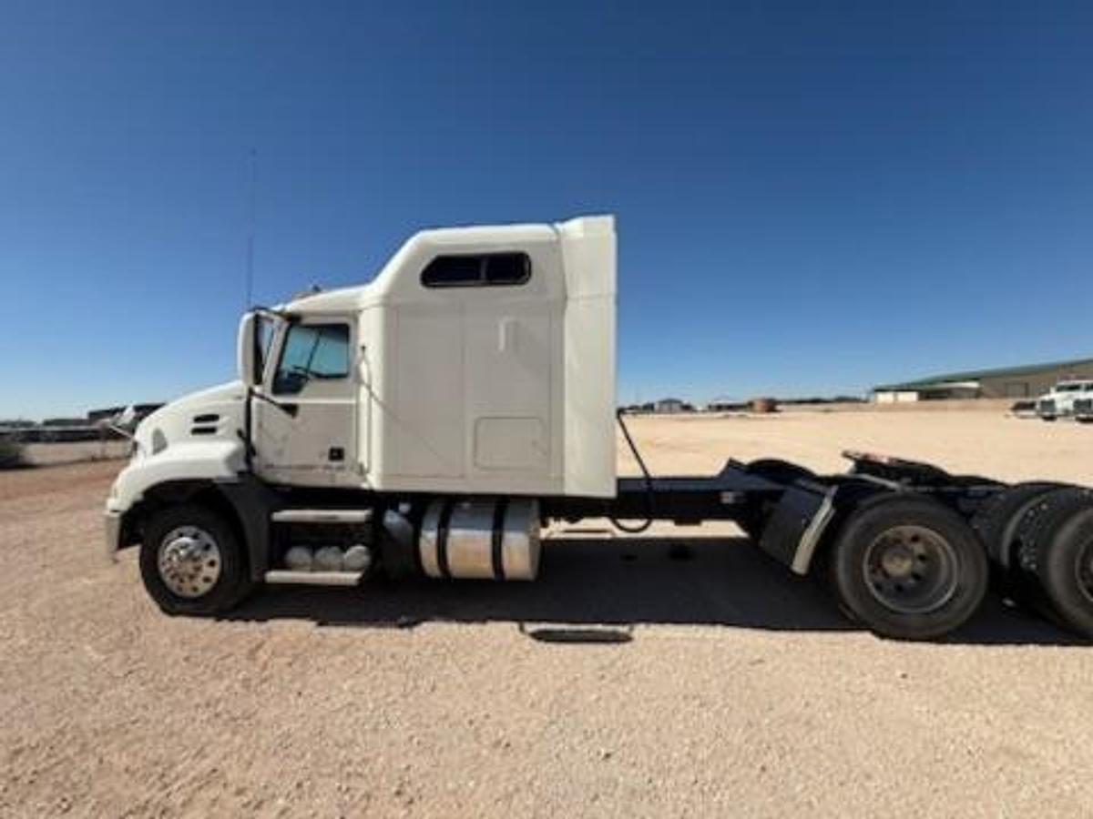 Used (5) 2016-2018 Mack Tractors