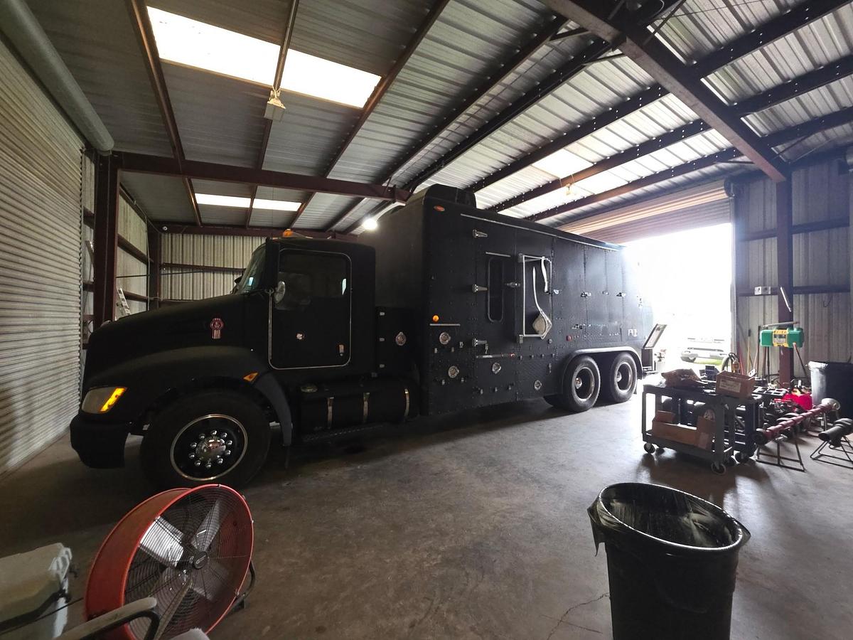 Used Kenworth T800 Wireline Truck Package
