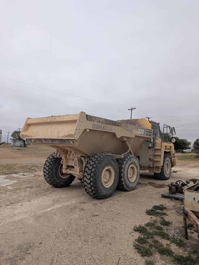 Used 2017 Komatsu HM300 Articulated Haul Truck