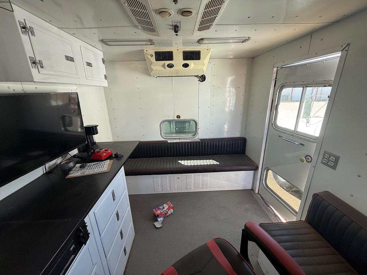 Used 2012 Kenworth Wireline Truck