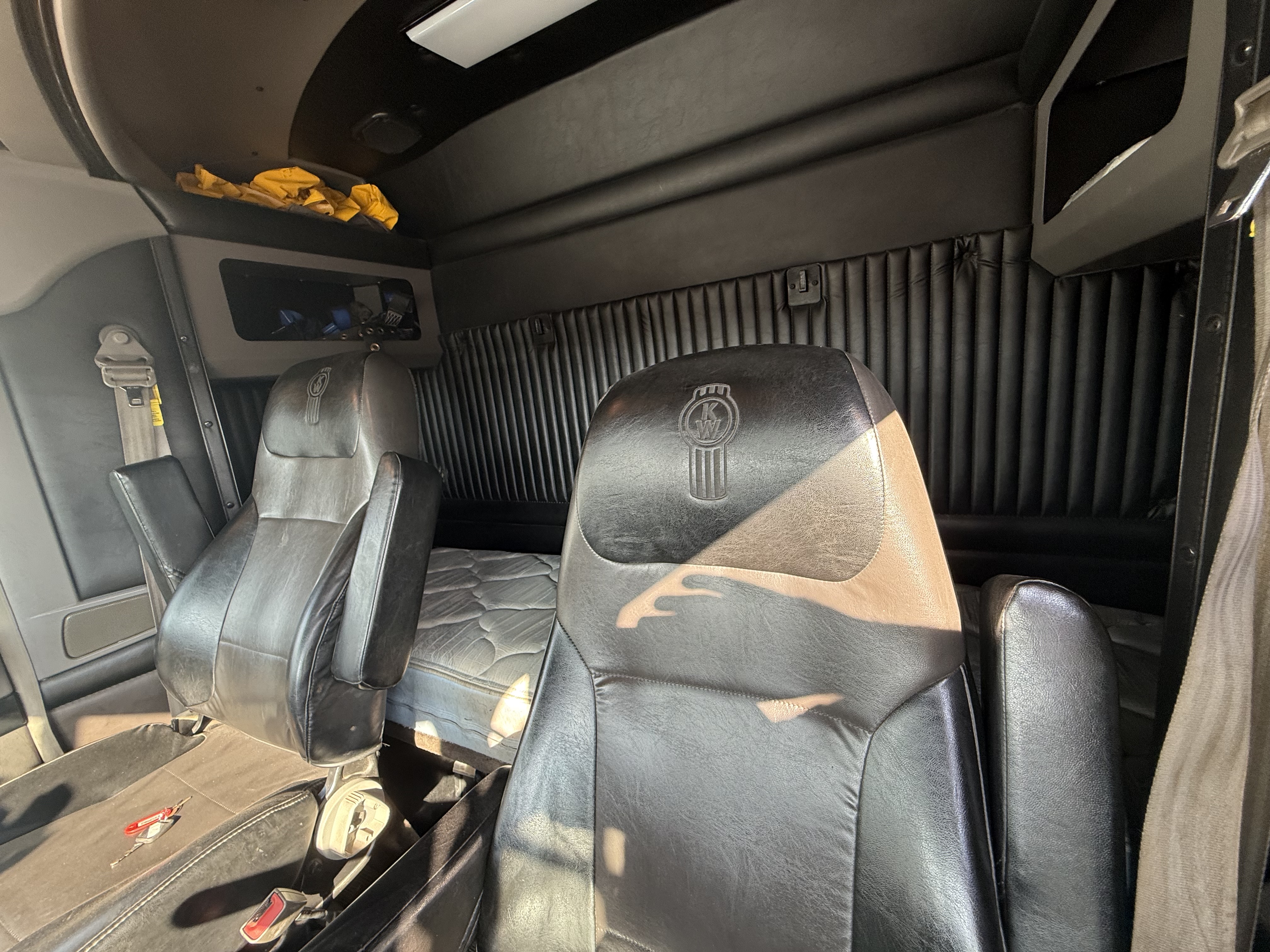 Used 2018 Kenworth T800
