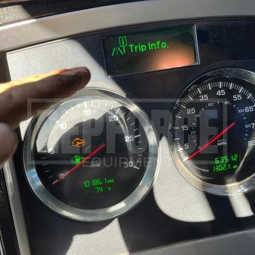 Used 2012 Kenworth W900 Wireline Truck