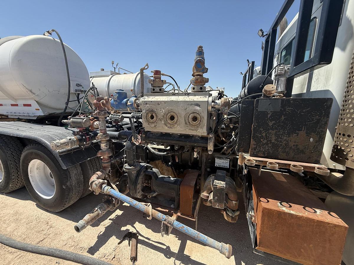 Used 2007 Kenworth W900 10K Kill Truck