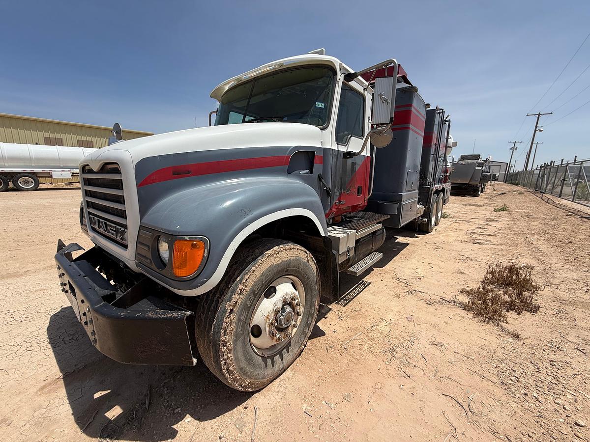 Used 2003 Mack CV713 Granite Hot Oil Truck