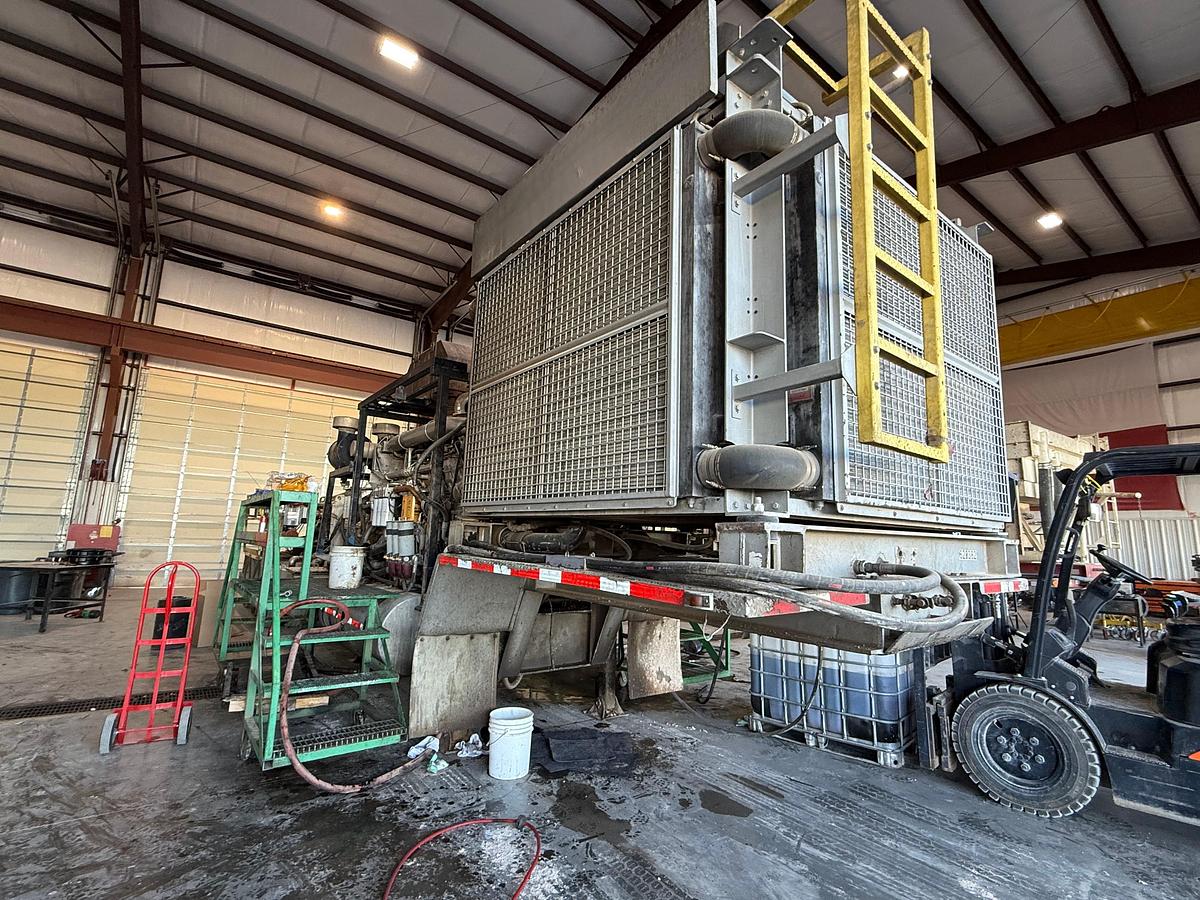 Used CAT/CAT Frac Pumps