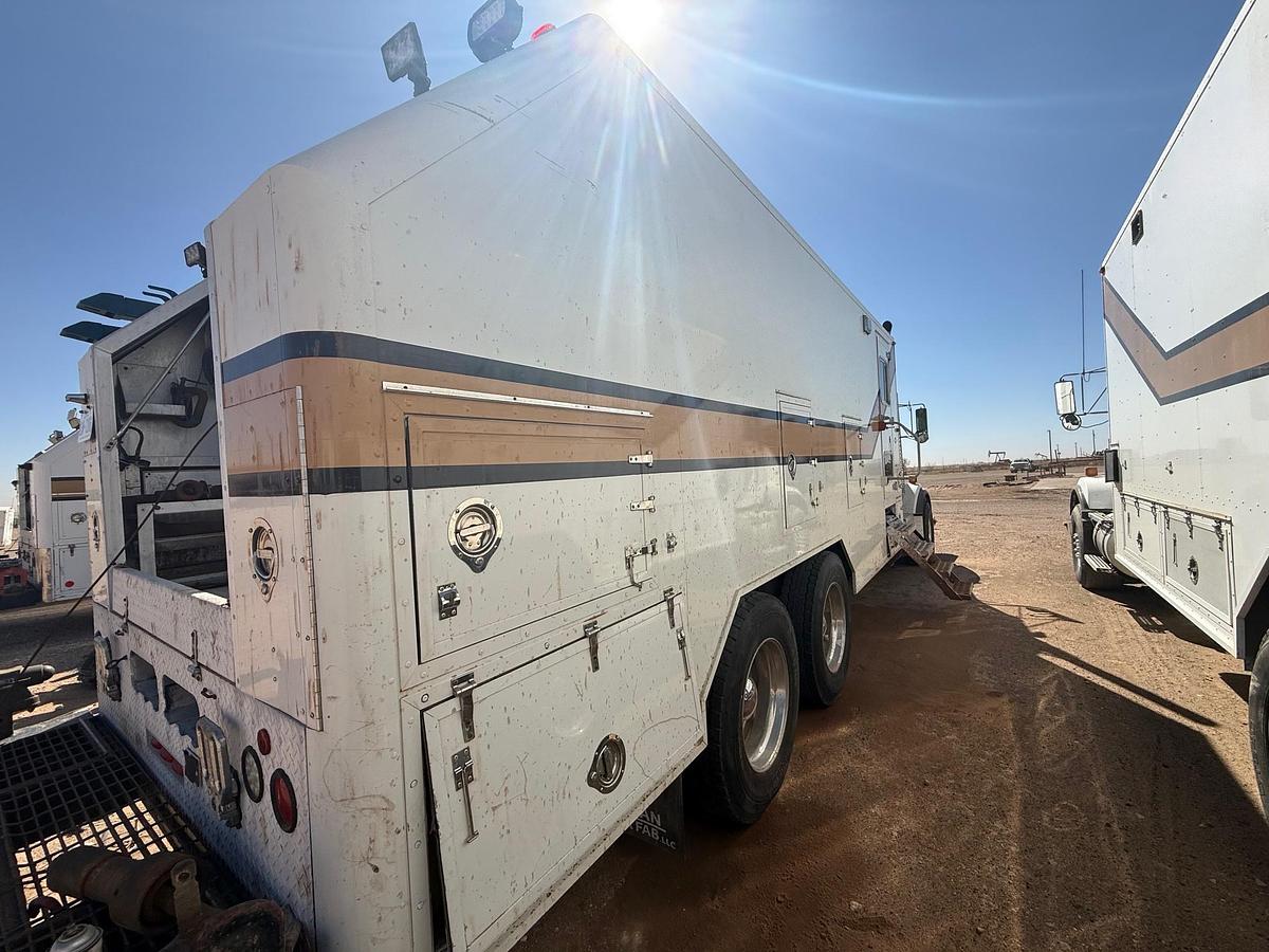 Used 2012 Kenworth Wireline Truck