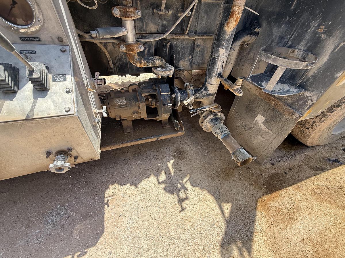 Used 2008 Kenworth T800 Hot Oil Trucks