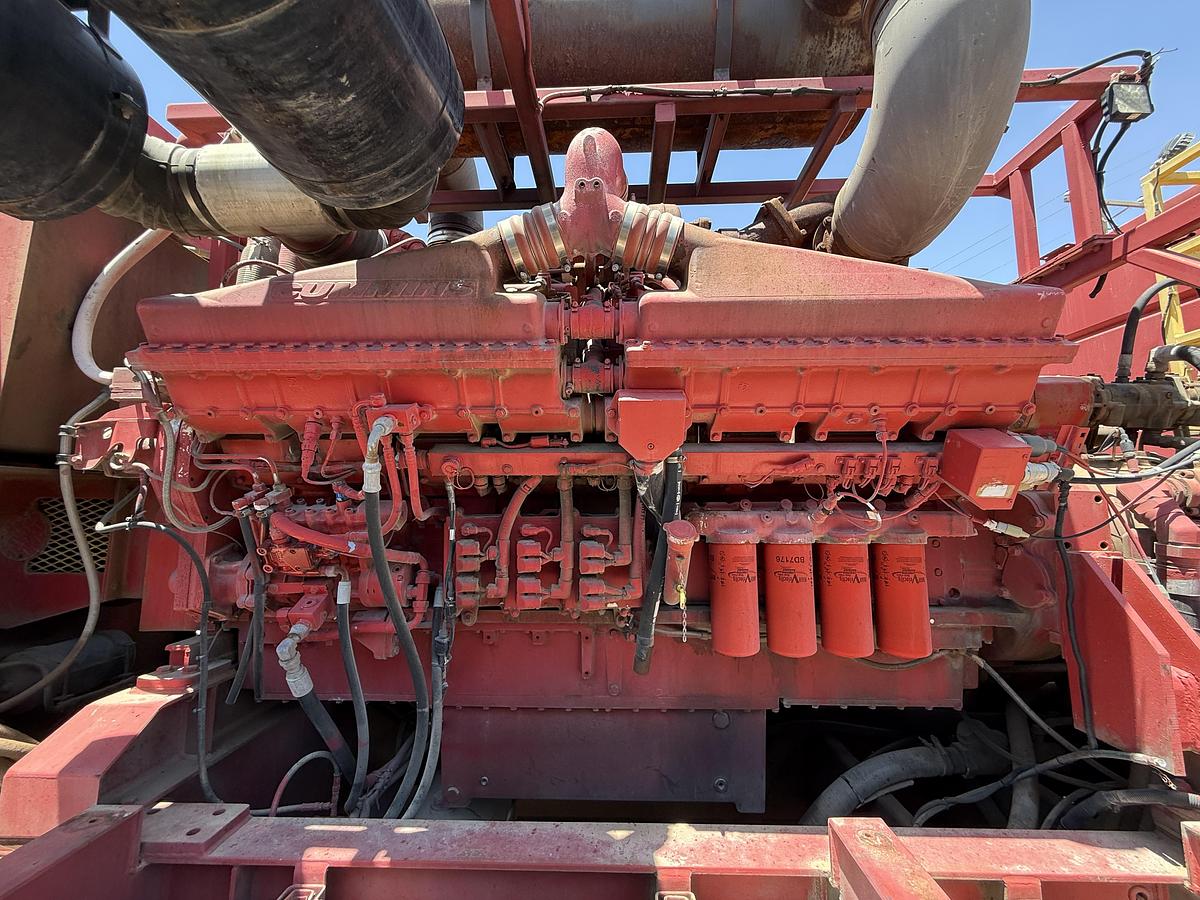 Used Triplex Frac Pump With Tractor