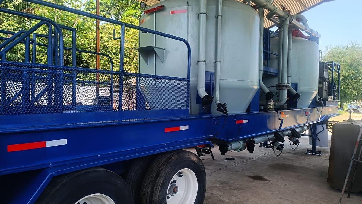 Refurbished NOV Wilco 100 BBL Cement Batch Mixer